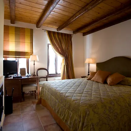 Hotel Despotiko 4*